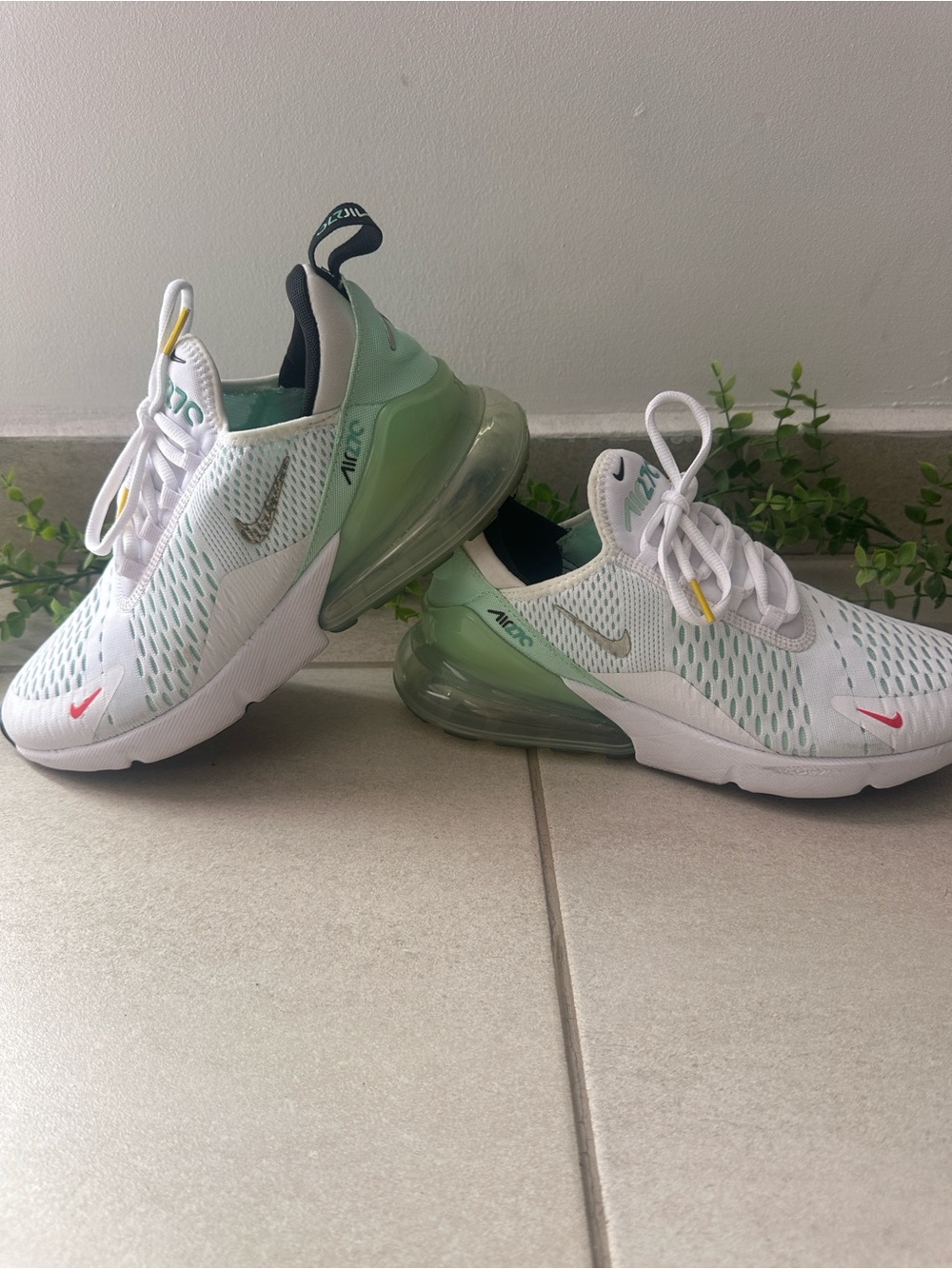 Nike Kids' Air Max 270 White & Mint Green Sneakers